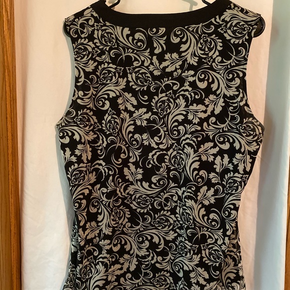 Top - Picture 3 of 5